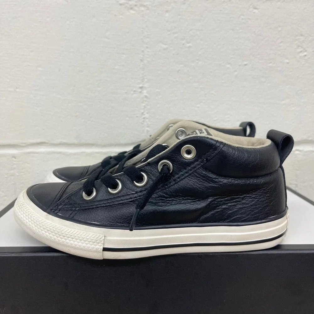 Converse All‎ Star Mid Sneakers Black Leather Lace up 632516C Youth Kids Size 2